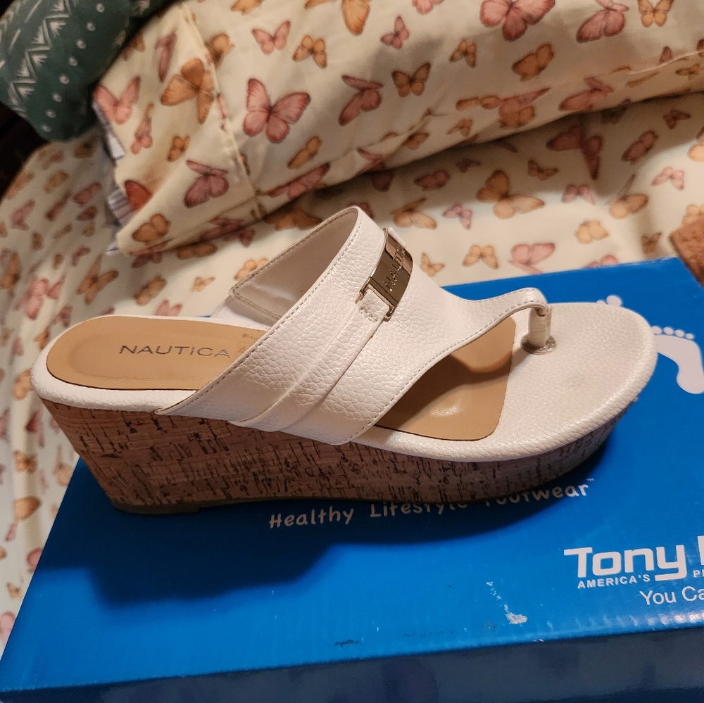 Nautica Women's White Wedge Sandals